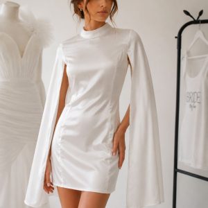 becomingmrs online bridal store