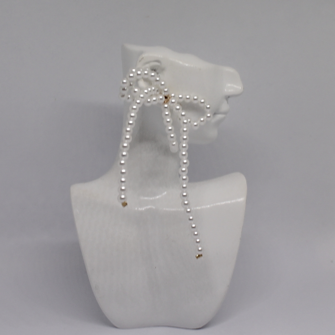 Héloise Pearl Bow Earrings - Image 3